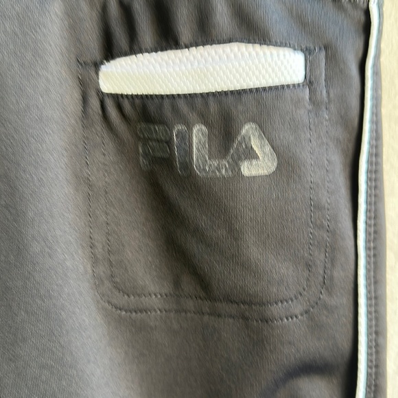 Fila hiking/biking/running Bermuda-length athletic shorts, size XS - Picture 2 of 5